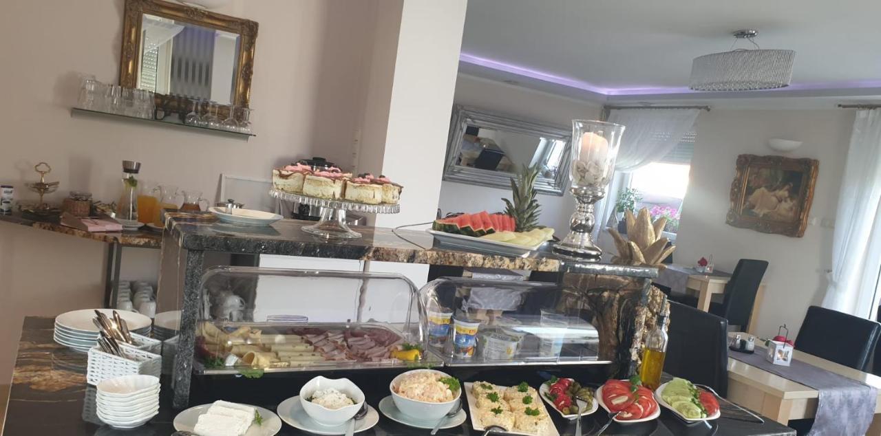 Villa Taan Royal Ревал Екстериор снимка